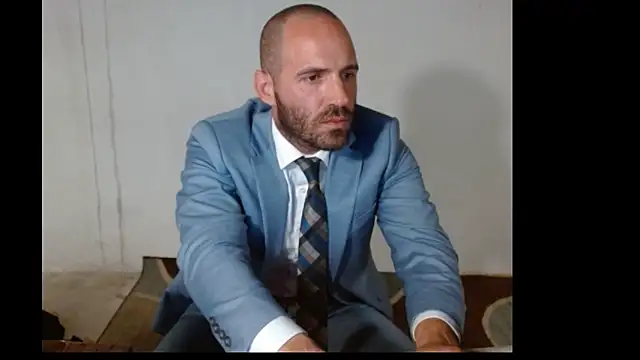 Snapshot of TheNakedPreacher chatting on December 2025 04:28:02 PM TheNakedPreacher online show from December 2025 04:28:02 PM