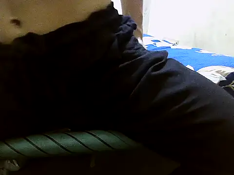 sexyguy1231 online show from April 2026 07:09:02 PM