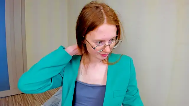 Fire Luna online show from October 2025 07:38:02 AM