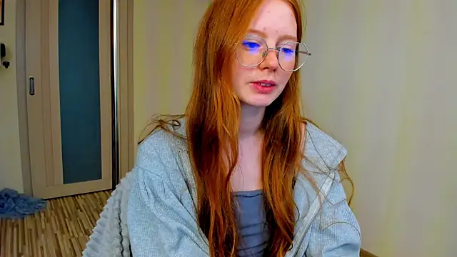 Fire Luna online show from October 2025 08:16:02 AM