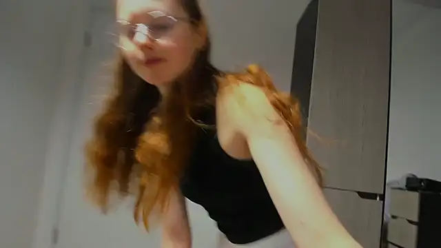 Fire Luna online show from February 2025 09:58:02 AM