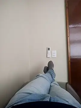 Snapshot of gatmoreno1 chatting on December 2025 03:28:04 PM gatmoreno1 online show from December 2025 03:28:04 PM