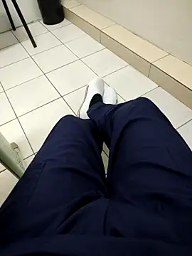 Snapshot of gatmoreno1 chatting on September 2025 04:36:01 PM gatmoreno1 online show from September 2025 04:36:01 PM