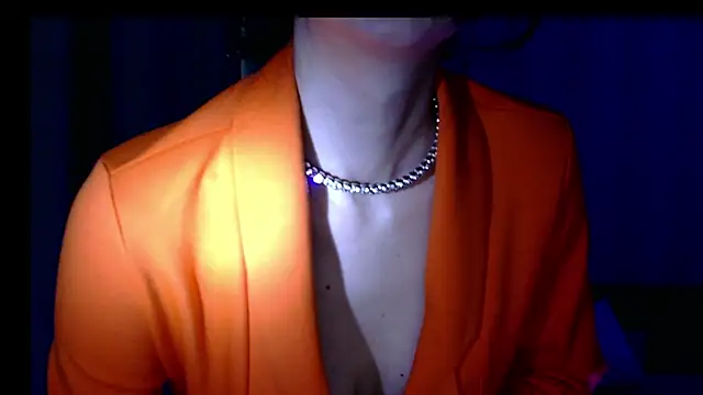 Snapshot of LilyXSky chatting on February 2025 01:00:02 PM LilyXSky online show from February 2025 01:00:02 PM