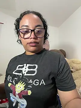 Snapshot of angela_angels_ chatting on June 2026 02:44:02 AM angela angels online show from June 2026 02:44:02 AM