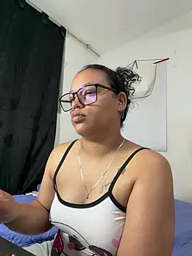 Snapshot of angela_angels_ chatting on July 2026 11:25:02 AM angela angels online show from July 2026 11:25:02 AM