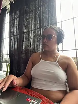 Snapshot of angela_angels_ chatting on June 2026 03:06:02 PM angela angels online show from June 2026 03:06:02 PM