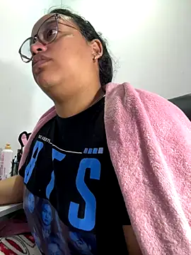 angela angels  online show from October 2025 01:15:01 AM