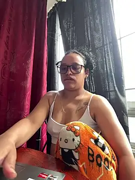 Snapshot of angela_angels_ chatting on June 2026 02:23:02 PM angela angels online show from June 2026 02:23:02 PM