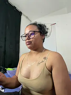Snapshot of angela_angels_ chatting on July 2026 03:46:02 AM angela angels online show from July 2026 03:46:02 AM