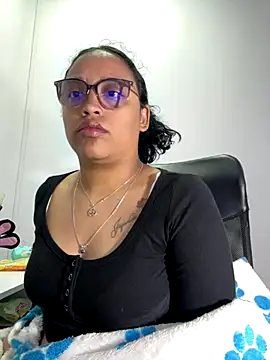 angela angels  online show from October 2025 02:45:01 AM