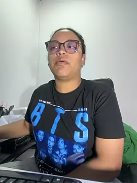 angela angels  online show from November 2025 05:44:02 AM