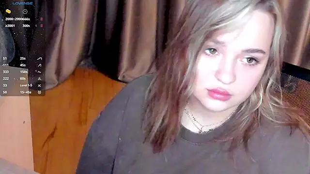 Snapshot of AlliceBrown_ chatting on January 2025 04:59:01 PM AlliceBrown online show from January 2025 04:59:01 PM