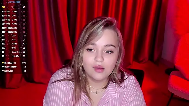 Snapshot of AlliceBrown_ chatting on January 2025 08:01:01 PM AlliceBrown online show from January 2025 08:01:01 PM