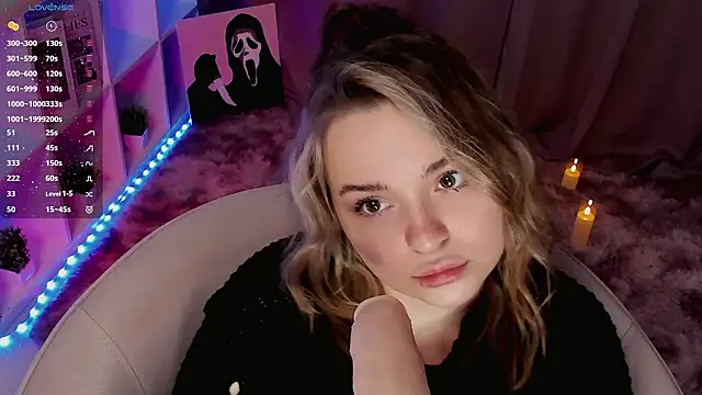 Snapshot of AlliceBrown_ chatting on February 2025 05:42:02 PM AlliceBrown online show from February 2025 05:42:02 PM