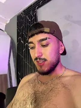 Zionmattis online show from April 2026 01:40:01 AM