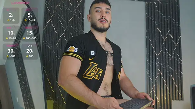 Zionmattis online show from November 2025 12:58:02 AM