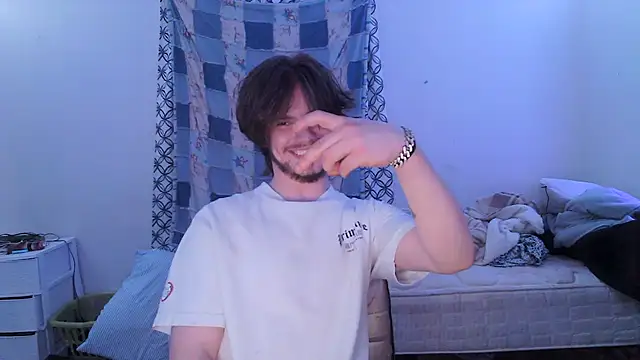 Benzolbub3 online show from September 2025 06:31:01 AM
