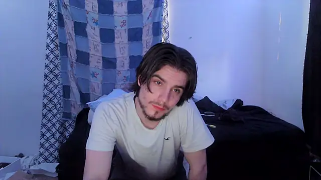 Benzolbub3 online show from September 2025 11:57:01 AM