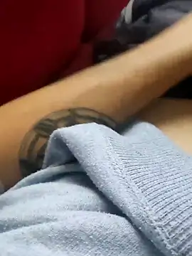 Juliano69xv online show from October 2025 12:39:02 PM