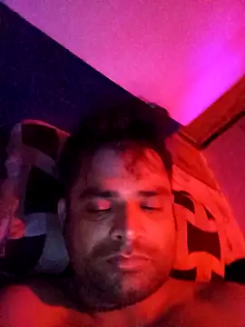 Priynkarani online show from November 2025 07:03:03 PM