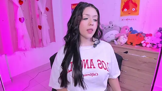 Snapshot of p3ach1 chatting on September 2025 01:33:01 AM p3ach1 online show from September 2025 01:33:01 AM