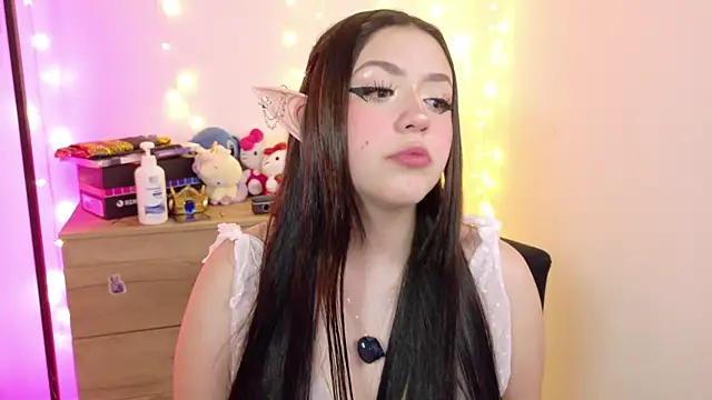 Snapshot of p3ach1 chatting on November 2025 12:47:02 AM p3ach1 online show from November 2025 12:47:02 AM