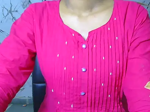 Snapshot of your_kritika chatting on April 2026 05:28:01 PM your kritika online show from April 2026 05:28:01 PM
