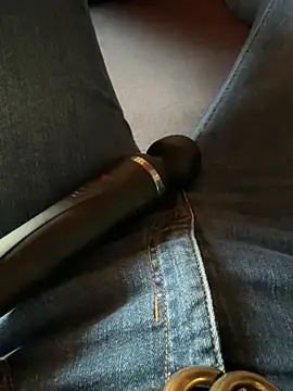 Ana-05 online show from February 2025 04:06:01 PM