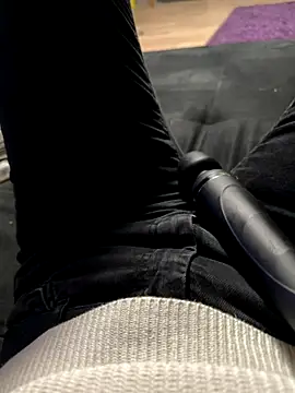 Ana-05 online show from September 2025 08:19:02 PM