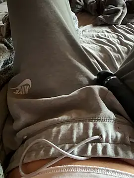 Ana-05 online show from October 2025 10:16:01 AM