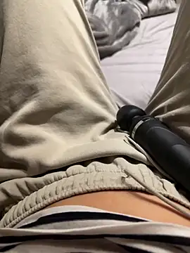 Ana-05 online show from October 2025 07:02:01 PM