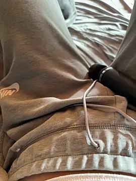 Ana-05 online show from October 2025 10:17:01 AM