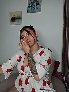 Snapshot of carolayrosse chatting on December 2025 05:41:01 AM carolayrosse online show from December 2025 05:41:01 AM