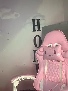 Snapshot of carolayrosse chatting on October 2025 03:18:02 AM carolayrosse online show from October 2025 03:18:02 AM