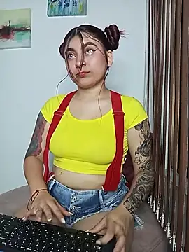 Snapshot of carolayrosse chatting on November 2025 02:34:02 AM carolayrosse online show from November 2025 02:34:02 AM