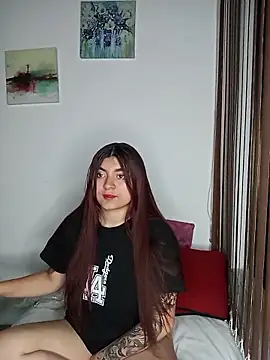 Snapshot of carolayrosse chatting on November 2025 04:35:02 AM carolayrosse online show from November 2025 04:35:02 AM