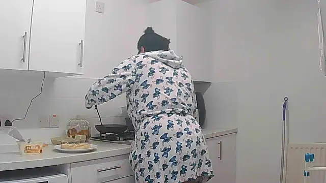 vanilla chocolate23 online show from November 2025 09:35:02 AM