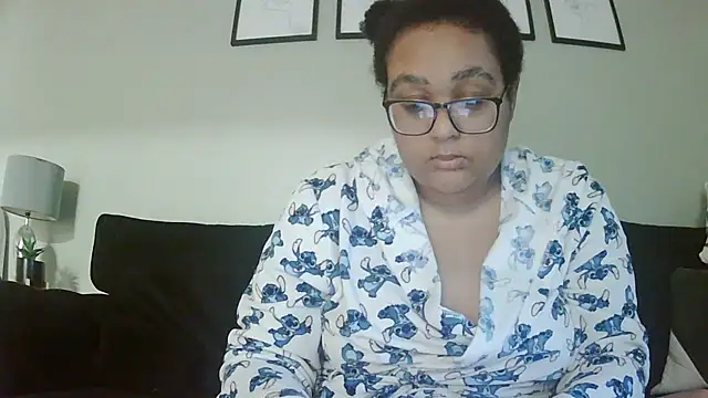 vanilla chocolate23 online show from October 2025 06:43:02 AM