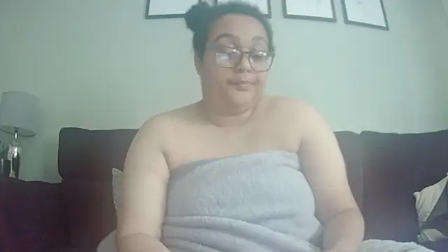 Snapshot of vanilla_chocolate23 chatting on May 2026 08:32:02 AM vanilla chocolate23 online show from May 2026 08:32:02 AM