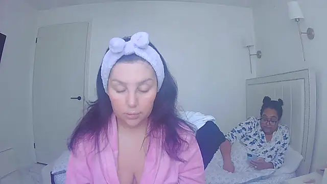 vanilla chocolate23 online show from March 2026 09:07:01 AM