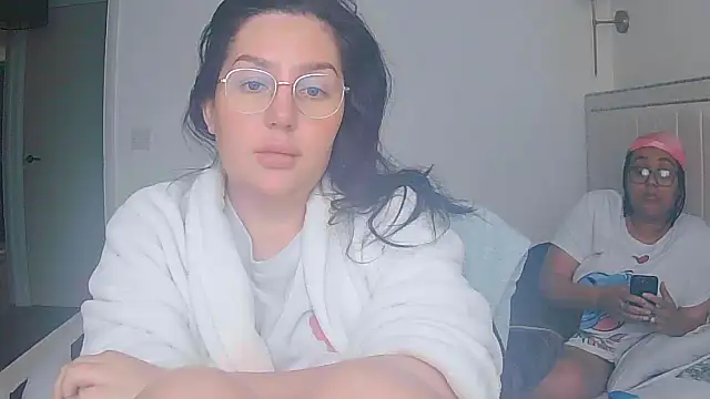 Snapshot of vanilla_chocolate23 chatting on May 2026 08:10:02 AM vanilla chocolate23 online show from May 2026 08:10:02 AM