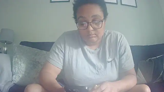 Snapshot of vanilla_chocolate23 chatting on June 2026 03:23:02 PM vanilla chocolate23 online show from June 2026 03:23:02 PM