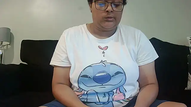 vanilla chocolate23 online show from September 2025 08:42:01 AM