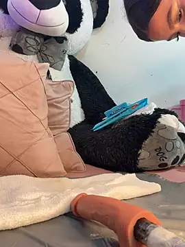 IamSteph13 online show from March 2026 07:15:01 AM