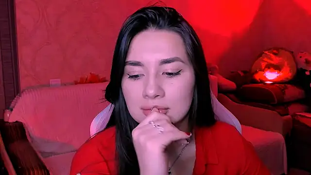 Swee Alicee online show from November 2025 06:18:01 PM