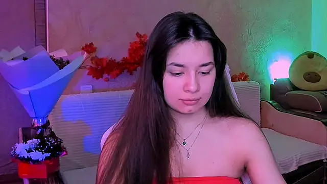 Snapshot of Swee_Alicee chatting on February 2025 06:29:02 AM Swee Alicee online show from February 2025 06:29:02 AM
