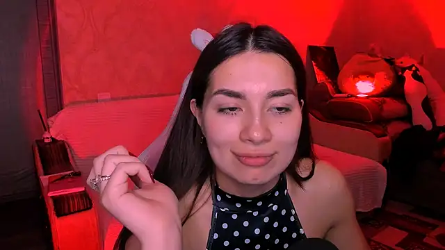 Snapshot of Swee_Alicee chatting on June 2026 09:19:02 PM Swee Alicee online show from June 2026 09:19:02 PM