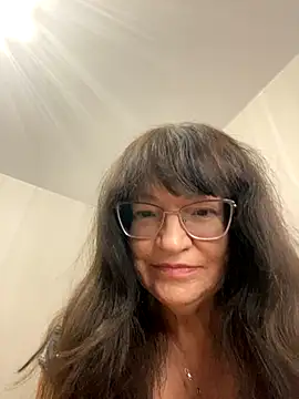 ZaraFay online show from January 2026 06:23:01 PM