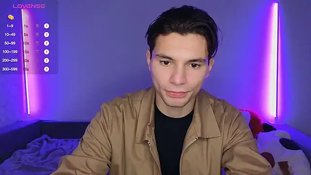 denlover1 online show from December 2025 01:10:02 PM